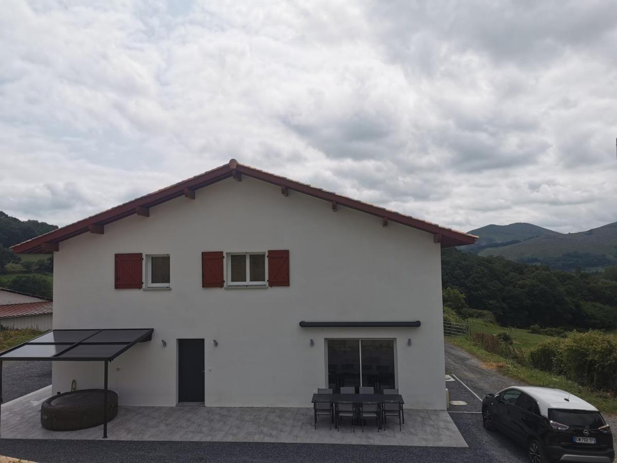 Maison Mitoyenne Au Coeur Du Pays Basque Saint-Esteben Kültér fotó